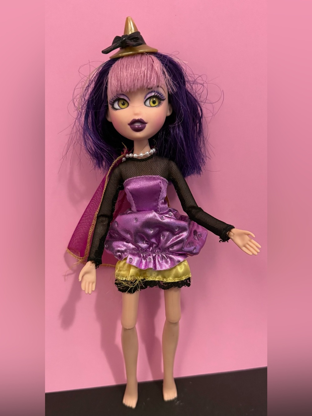 Vintage MGA Bratzillaz Magic Night Out Yasmina Clairvoya Doll - Incomplete